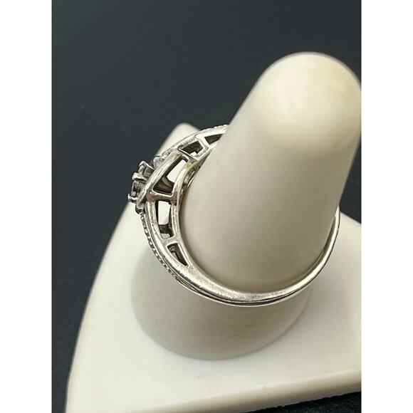 Sterling Silver Diamond Love Knot Promise Ring Size 8 with Accent Stones 3.15 - Picture 4 of 11